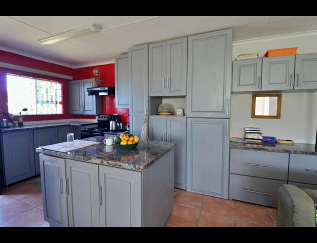 2 BEDROOM HOUSE FOR SALE IN DANA BAY